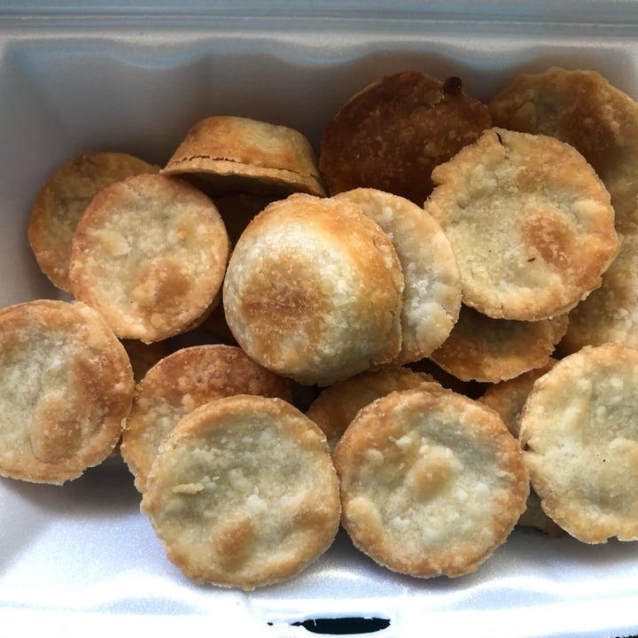 photo of Pimenta Vegana Empadinhas Margherita shared by @paulaliro on  08 Oct 2024 - review