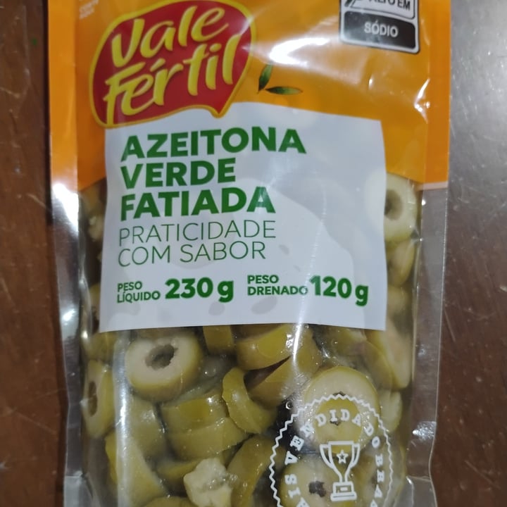 photo of Vale Fértil Azeitonas verdes fatiadas shared by @distarvegan on  02 Oct 2025 - review