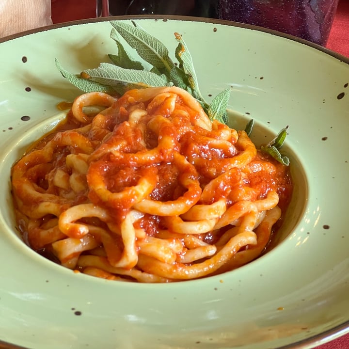 photo of Trattoria La Chiocciola pici all’aglione shared by @ariannamandorino on  30 Mar 2024 - review