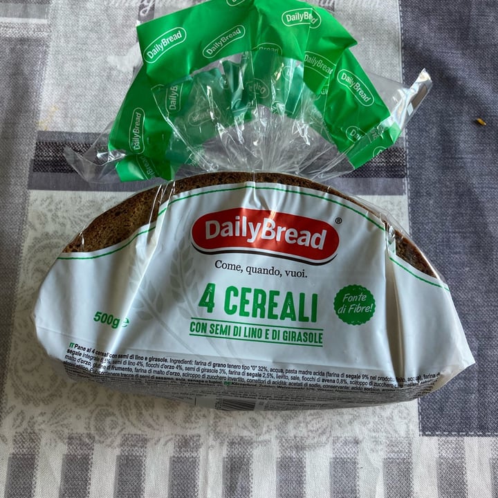 photo of DailyBread 4 cereali shared by @tinavegl on  26 Apr 2024 - review