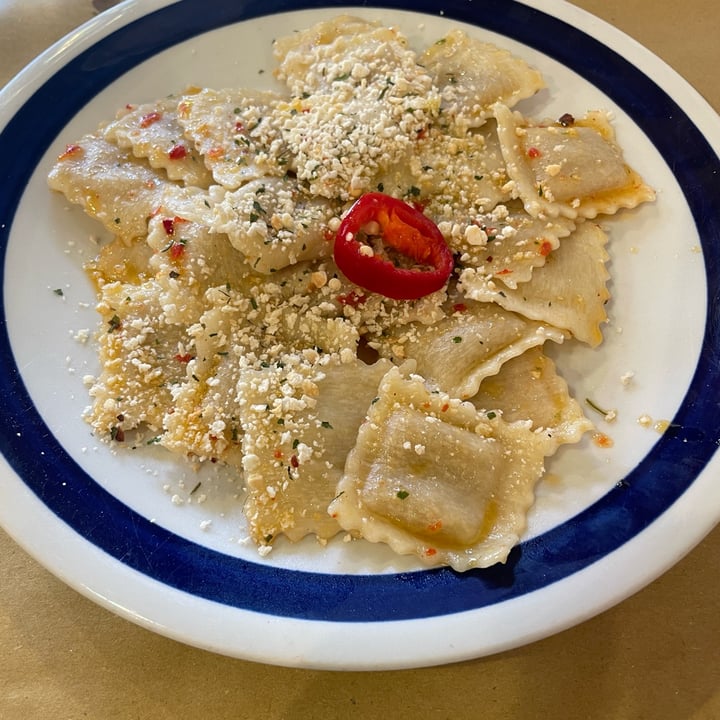 photo of In Pasta - Cibo e Convivio Ravioli di ceci e curry con aglio, olio e peperoncino shared by @vales12 on  07 Jul 2025 - review