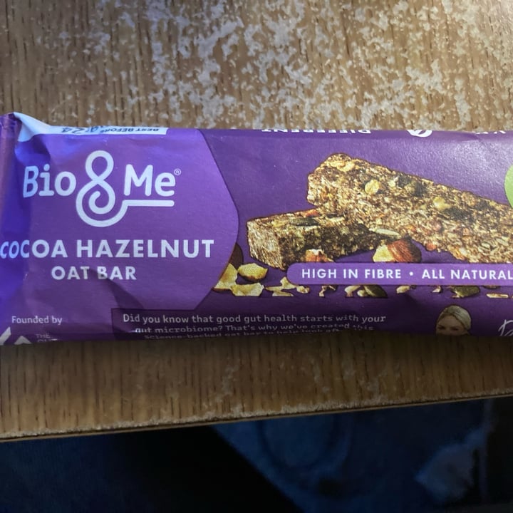 photo of Bio & Me chocolate hazelnut oat bar shared by @valedv on  08 May 2024 - review