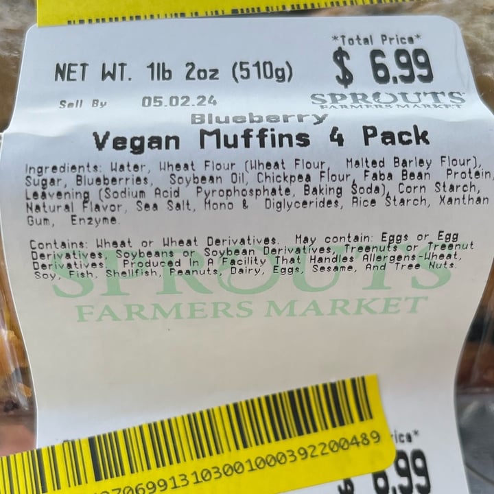 photo of Sprouts Farmers Market Blueberry Muffin 4 Pack shared by @ameriamber on  01 May 2024 - review