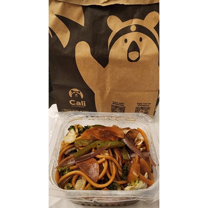 photo of Cali Sushi Bar Yakisoba Vegetariano shared by @klads on  08 Jun 2025 - review