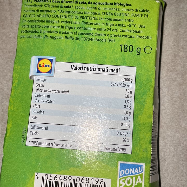 photo of Vemondo  tofu al naturale shared by @giolorali on  16 Jan 2024 - review