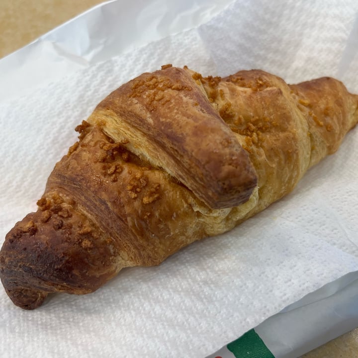 photo of Bar • One - Lounge Cafè cornetto con mango e papaya shared by @miba on  07 Oct 2025 - review