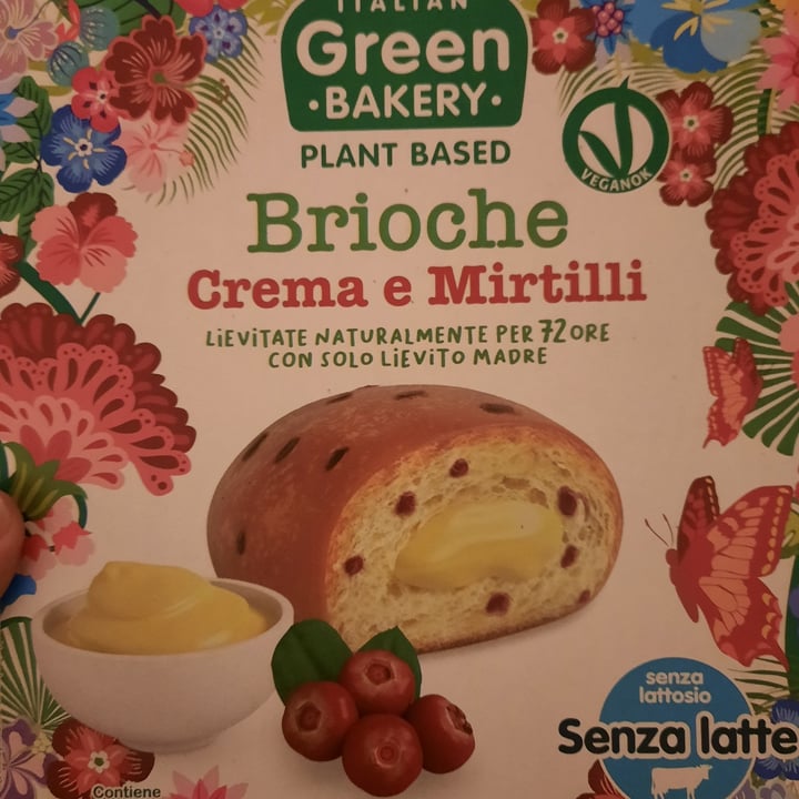 photo of italian green bakery Brioche Crema E Mirtilli shared by @frafrancy on  27 Sep 2023 - review