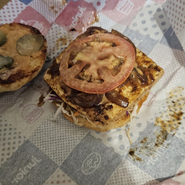 photo of Junior Vegan Tofu Burger shared by @therush on  10 Apr 2024 - review