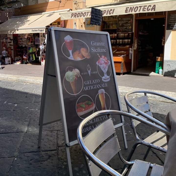 photo of AvantGarde Cafè Gelateria Lipari Granita al Pistacchio shared by @falzavegana on  26 Aug 2023 - review