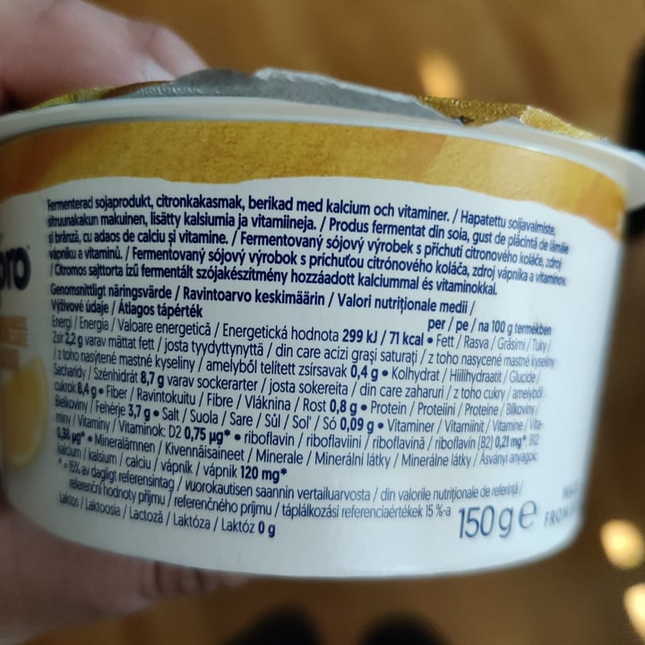 photo of Alpro Lemon Cheesecake Flavour Yoghurt shared by @enkelvegan on  30 May 2024 - review