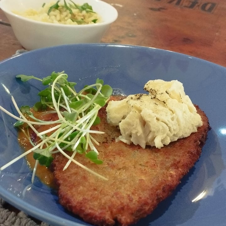 photo of Tofu com Alecrim Berinjela À Parmegiana shared by @lelelarcher on  09 Aug 2025 - review