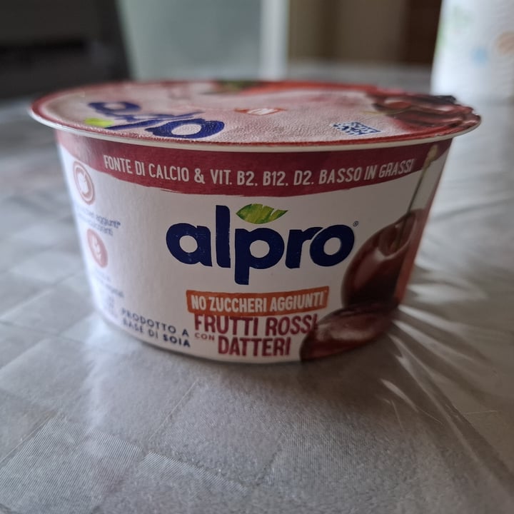 photo of Alpro yoghurt frutti rossi con datteri shared by @mariversovegan on  23 Jul 2025 - review