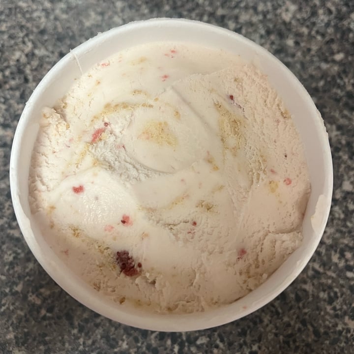 photo of Ben & Jerry's Non Dairy Strawberry Cheezecake shared by @emmamolteni on  30 Sep 2025 - review