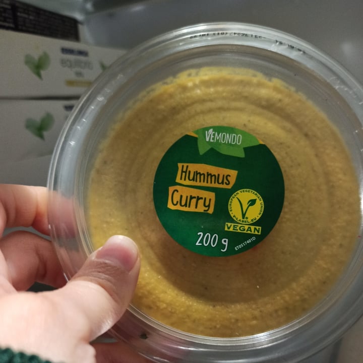 photo of Vemondo Hummus Al Curry shared by @annaboodmann on  16 Feb 2024 - review