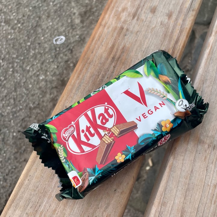 photo of Nestlé Kitkat Vegan shared by @mahe on  02 Jul 2024 - review