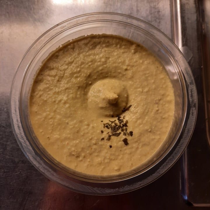 photo of Hummus  Hummus Curry shared by @lindacolombo on  27 Dec 2023 - review