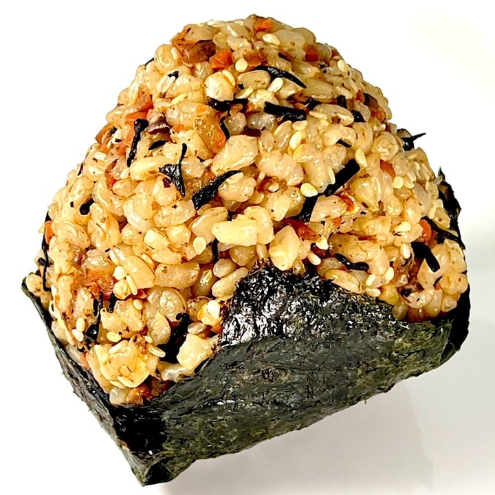 photo of Obon Shokudo Hijiki Onigiri shared by @pdxveg on  05 Oct 2025 - review