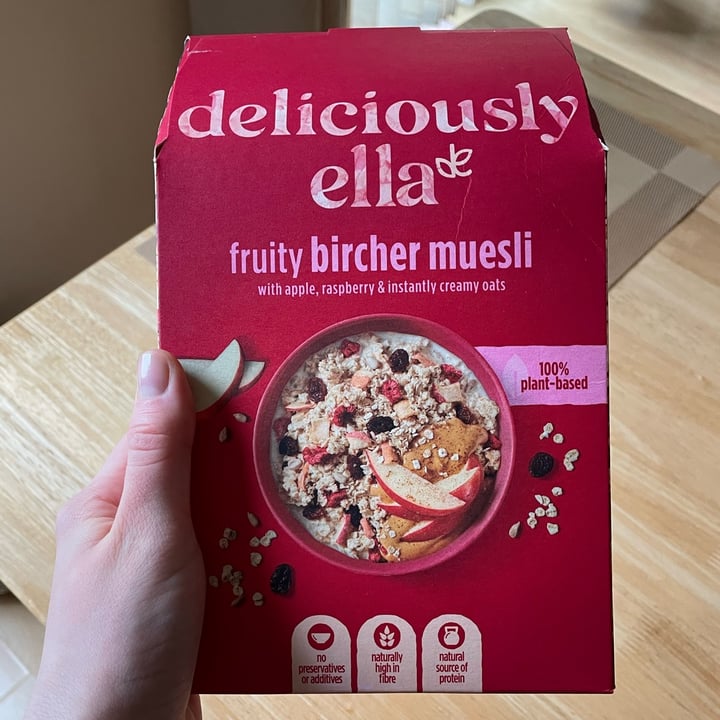 photo of Deliciously Ella Fruity bircher muesli shared by @mariadesantis on  08 Mar 2024 - review
