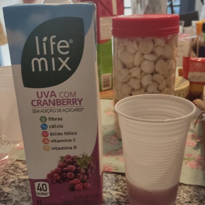 photo of Sucos Life Mix Life Mix uva com cranberry shared by @malulemos on  07 Mar 2024 - review