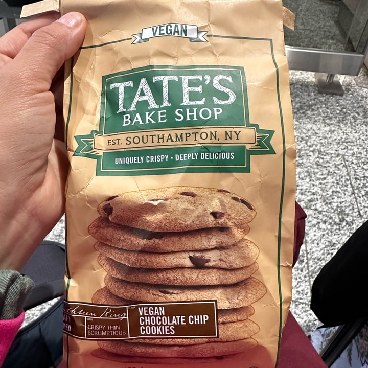 photo of Tate’s Bake Shop Vegan chocolate Chip Cookies shared by @yvegan80 on  04 Dec 2023 - review