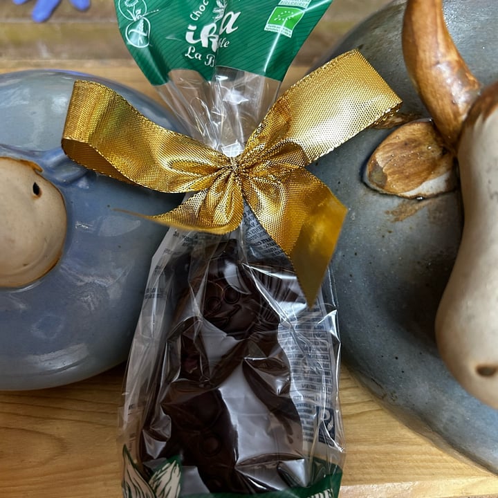 photo of Ikalia Chocolat artisanal au lait d’amandes shared by @maryanarch on  23 Mar 2024 - review