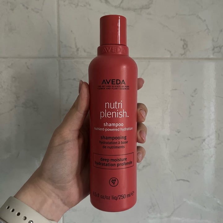 photo of Aveda Nutriplenish Shampoo - deep moisture shared by @annacristaudo on  23 Mar 2024 - review