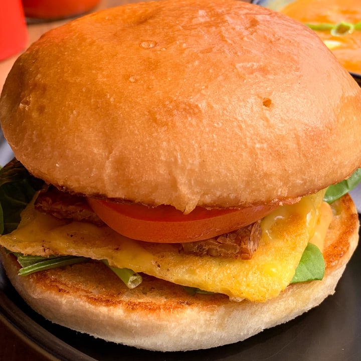 photo of Bravocados Breakfast Sandwich shared by @vegoutvictoria on  21 Apr 2024 - review