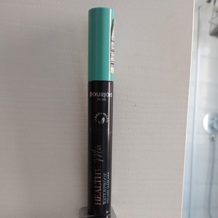 photo of Bourjois waterproof volume mascara shared by @ritaire on  10 Apr 2025 - review