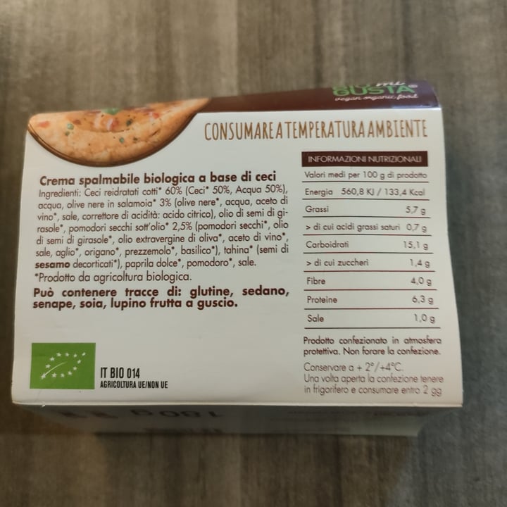 photo of Biomigusta Hummus Bio Mediterraneo Con Pomodori Secchi E olive shared by @irene80 on  09 Oct 2025 - review