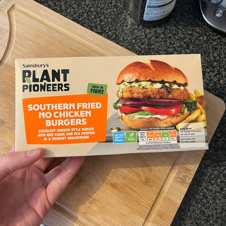 photo of Plant Pioneers Southern Fried No Chicken Burgers shared by @ameriamber on  27 Jan 2024 - review