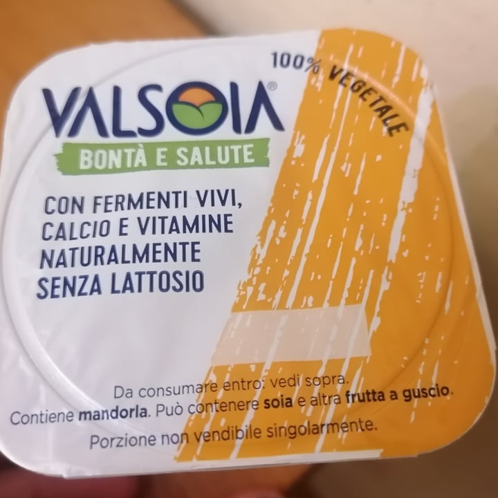 photo of Valsoia yogurt biscotto e limone shared by @asiagaleotti on  23 Feb 2024 - review