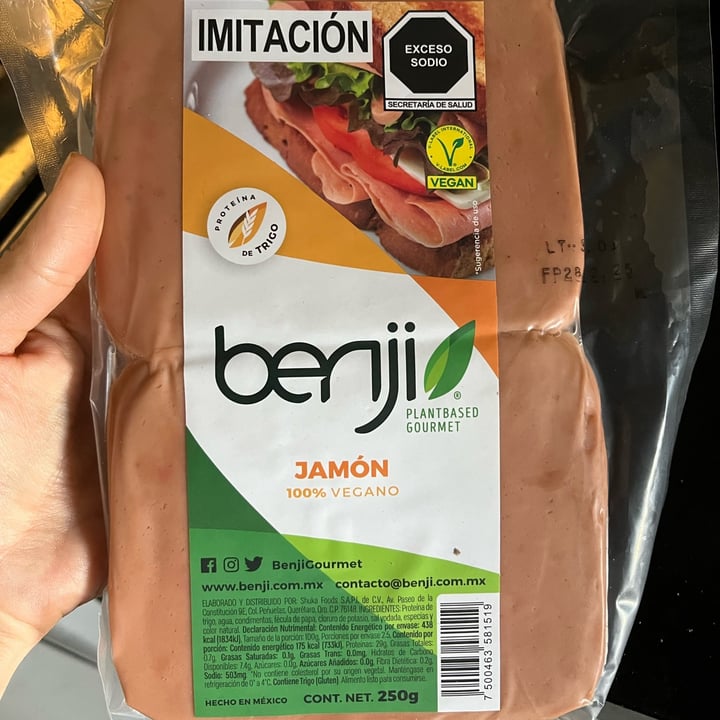 photo of Benji Vegan Gourmet Jamón Vegano shared by @esteficasotti on  25 Sep 2025 - review