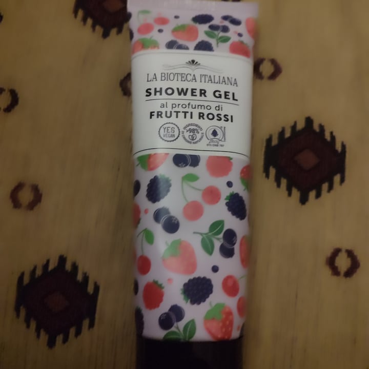 photo of Shower Gel Gel di doccia shared by @athoucha on  04 Mar 2025 - review