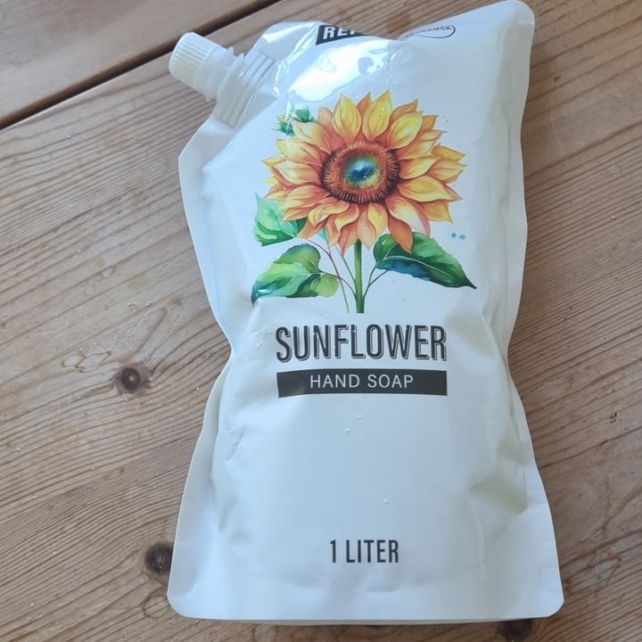 photo of Soft Sunflower Hand Soap shared by @amanada on  25 Sep 2025 - review