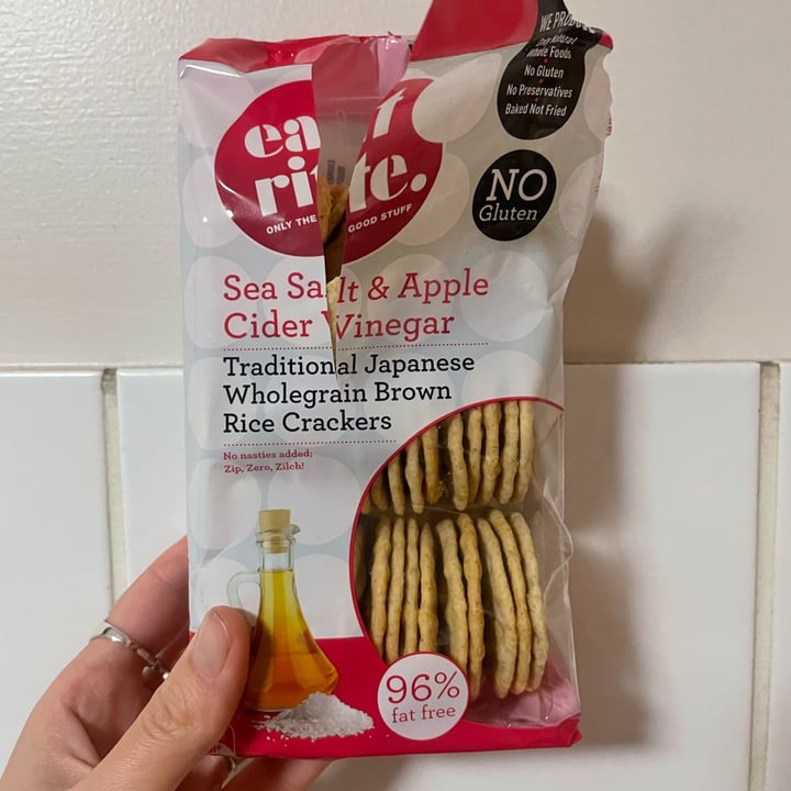 photo of Eat Rite Sea Salt & Apple Cider Vinegar Traditional Japanese Wholegrain Brown Rice Crackers shared by @veggi-bella on  07 Apr 2024 - review