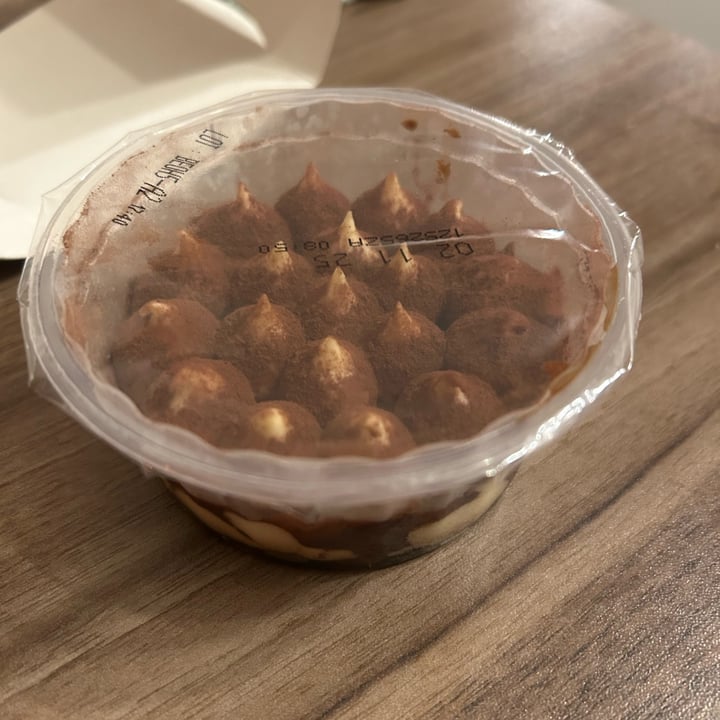 photo of Albert Heijn AH dessert tiramisu shared by @tiascaz on  06 Oct 2025 - review