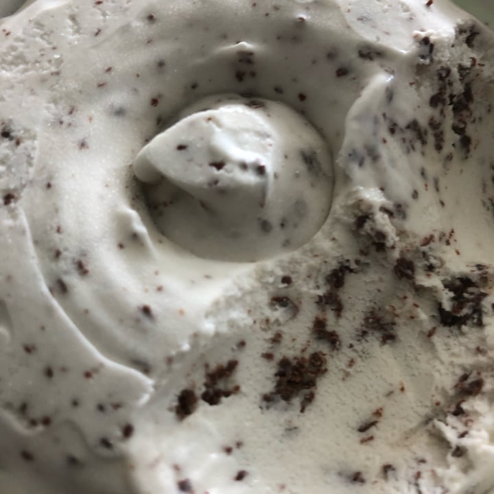 photo of Coconut Bliss Mint Chip Galactica shared by @sueprozak on  25 Apr 2024 - review