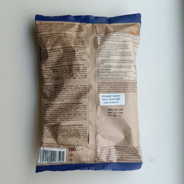 photo of Elephant Caramelised Onion Pretzels with a Twist shared by @flowvegan on  11 Jun 2024 - review