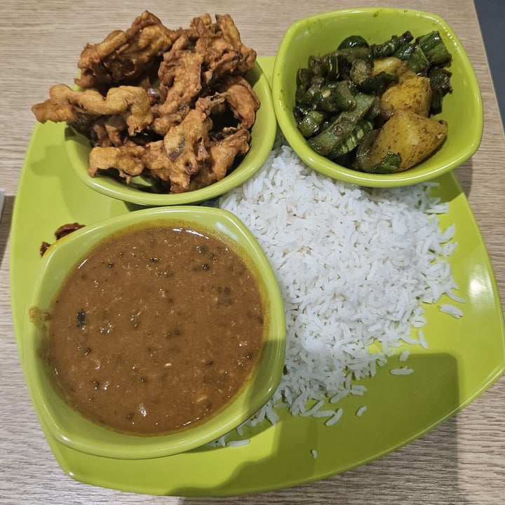 photo of Hewlett Packard Enterprise Rice Meal with Vegetables shared by @veganlad on  22 Feb 2025 - review