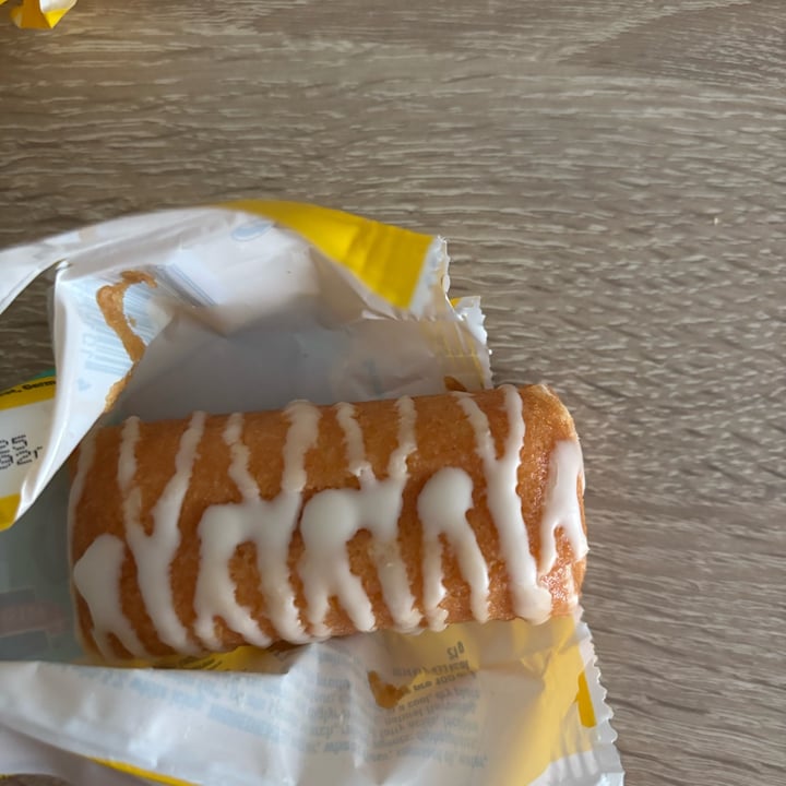 photo of Küchenmeister 4x mini cake lemon shared by @cindylala on  18 May 2025 - review