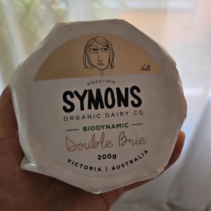 photo of Symons Double Brie shared by @libbymw on  12 May 2024 - review