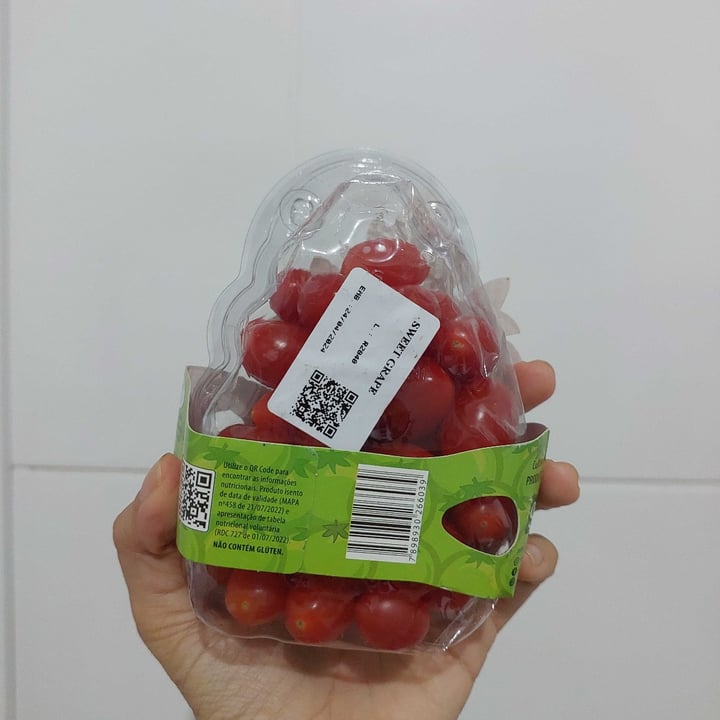 photo of Sweet Grape Tomate Uva shared by @bcmartins82 on  03 May 2024 - review