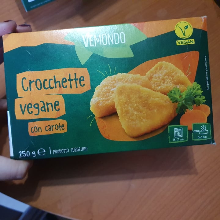 photo of Vemondo Crocchette vegane con carote shared by @tomma97 on  21 May 2024 - review