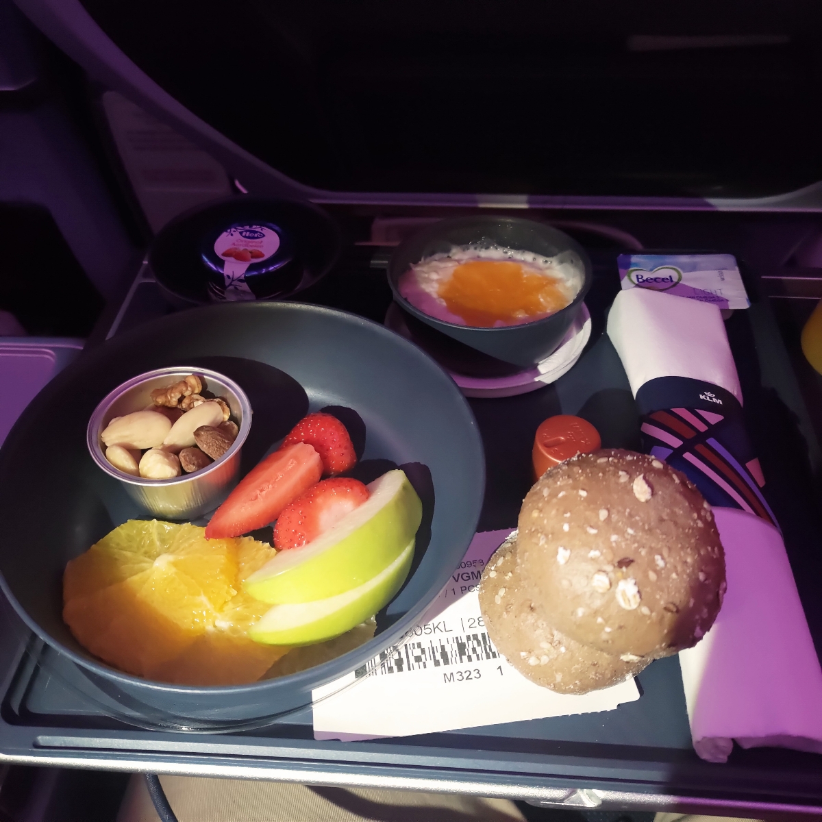 KLM Royal Dutch Airlines VGML (Vegan/Vegetarian Meal) Premium Comfort