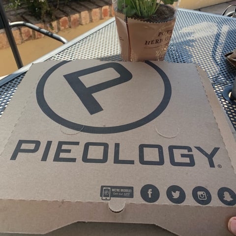 Pieology Pizzeria Bressi Village, Carlsbad, CA