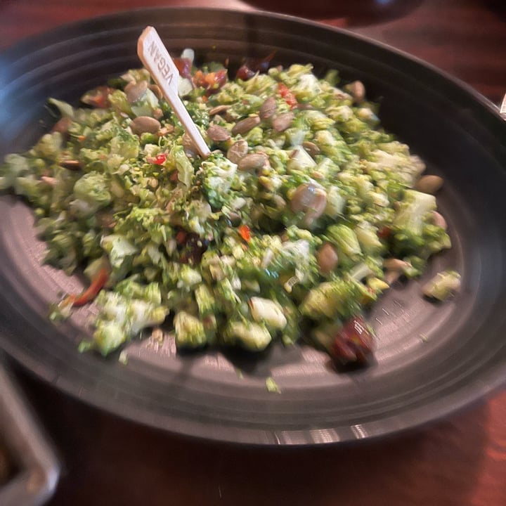 photo of Dishoom Shoreditch Chilli Brocoli Salad shared by @jadinecmay on  18 Nov 2023 - review