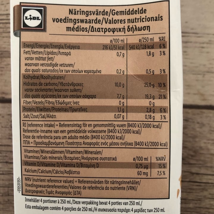 photo of Vemondo Oat Chocolate Milk shared by @born2bvegan on  19 Aug 2023 - review