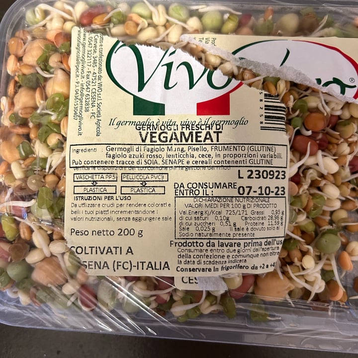 photo of Vivo germogli di vegameat shared by @rivarosastudio on  07 Oct 2023 - review