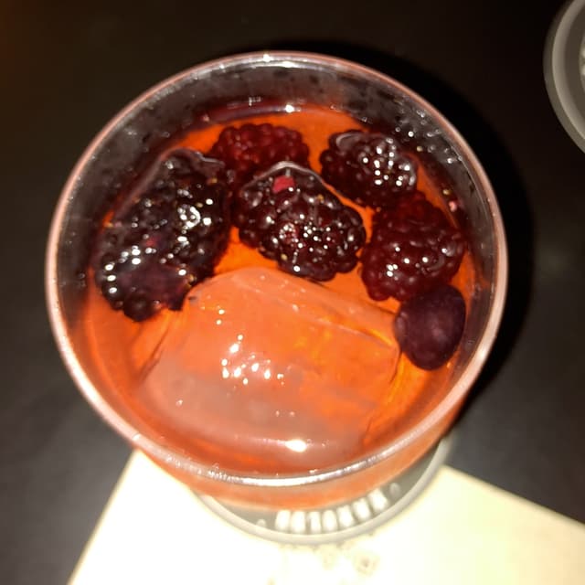 Photo of the dish “Gin Tonic Con Frutos Rojos”