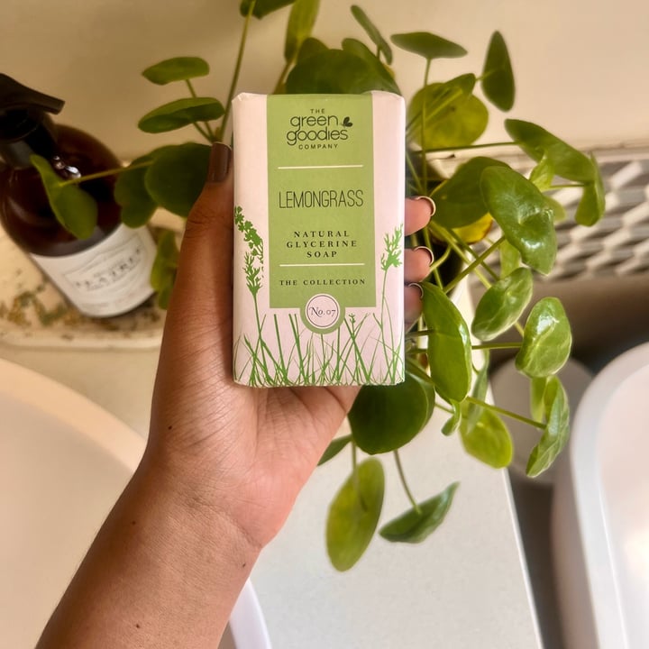 photo of The Green Goodies Lemongrass Glycerine Soap shared by @aarifah on  05 Feb 2024 - review